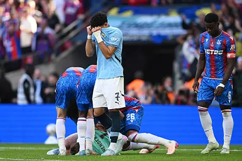 تركها له هالاند.. مرموش يهدر ركلة جزاء في نهائي كأس الاتحاد الإنجليزي (فيديو)